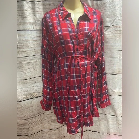 Maternity Plaid blouse/top - Picture 6 of 10
